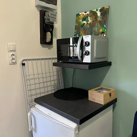 Drop House - One Bedroom *