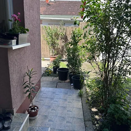 Drop House - One Bedroom Daire