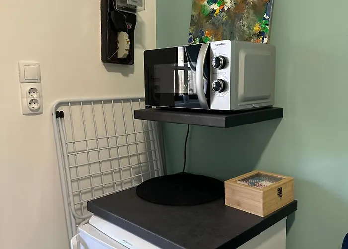 Drop House - One Bedroom *