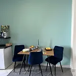 Drop House - One Bedroom