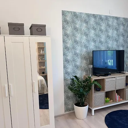 Drop House - One Bedroom *