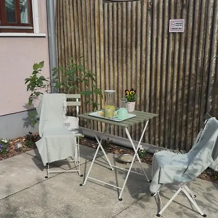 Drop House - One Bedroom Budapest