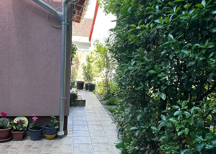 Drop House - One Bedroom *